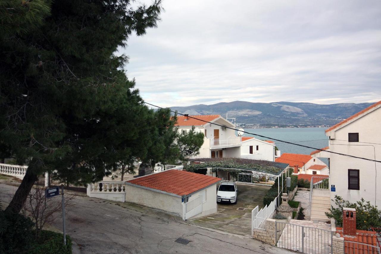 Apartments By The Sea Slatine, Ciovo - 1126 Trogir Exterior photo